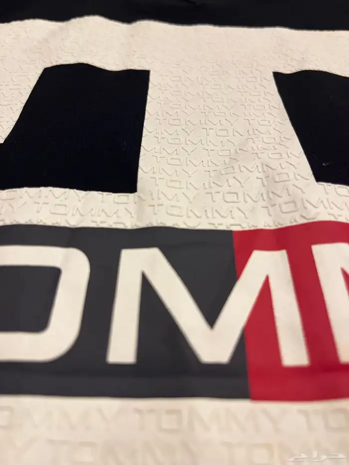 تومي هيلفغر Tommy hildiger 8