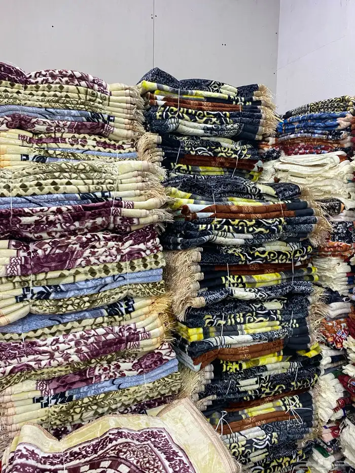 سجاد للصلاه و مفارش تركيه للكشتات 5