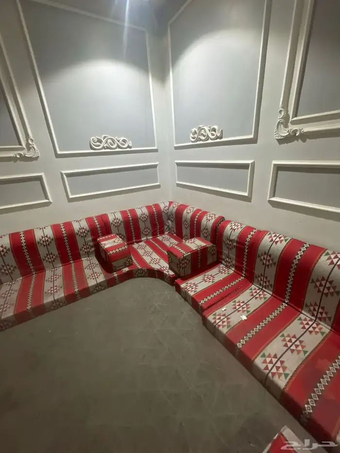 كنبه وي طاولات 2