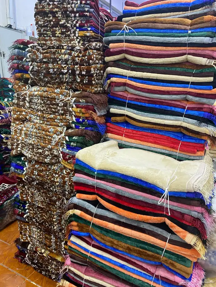 سجاد للصلاه و مفارش تركيه للكشتات 6