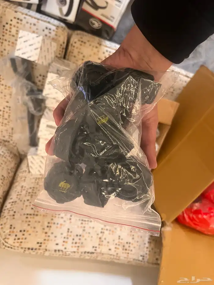 قطع غيار رينو دوكر 28