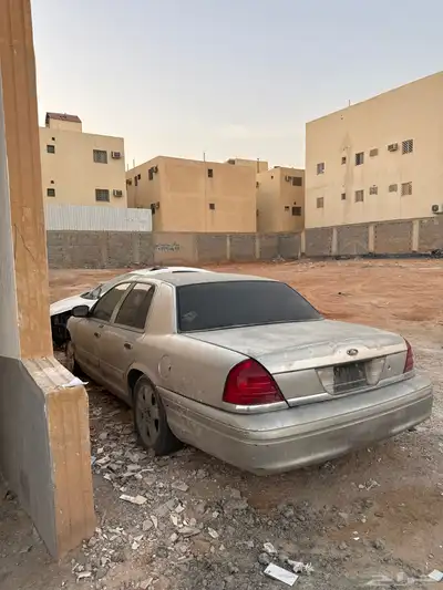 فورد فكتوريا 2006 للبيع قطع 3
