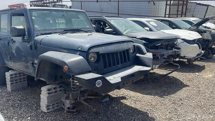 تشليح القحطاني قطع غيار جمس فورد اصلي تواصل وتساب 22