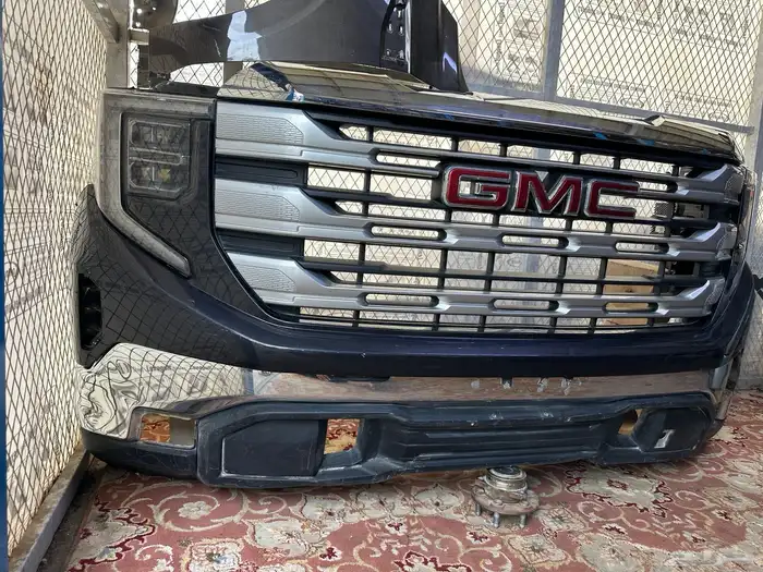 واجهيه جي ام سي سييرا 2024 0