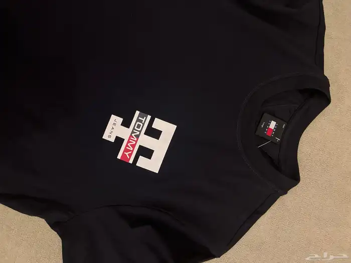 تومي هيلفغر Tommy hildiger 10