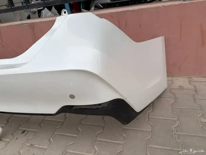 صدام خلفي افالون 3