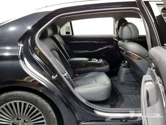 جينسيس G90 موديل 2022 8
