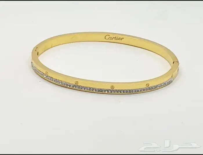 اساور وخواتم وسلاسل مميزة LV وكارتير مع الملحقات ويوجد توصيل 65