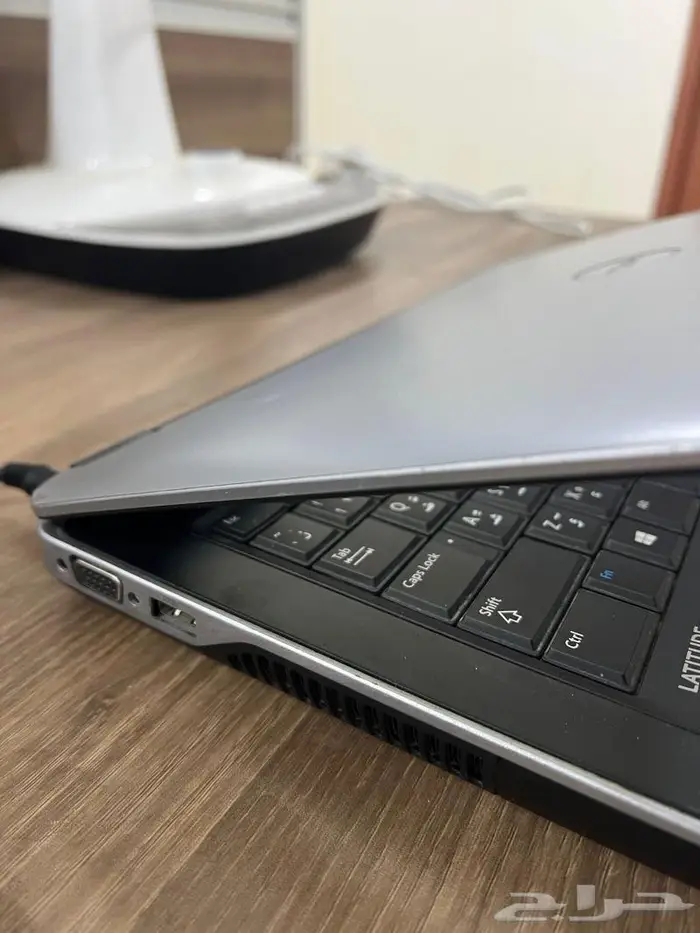 لابتوب ديل لاتيتيود معالج i7 رام 16 جيجا 3