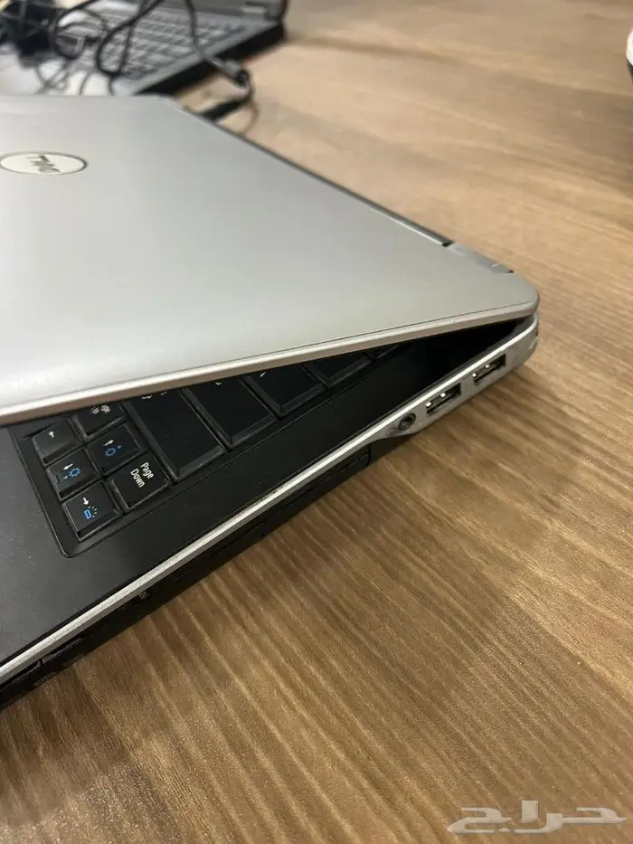 لابتوب ديل لاتيتيود معالج i7 رام 16 جيجا 4