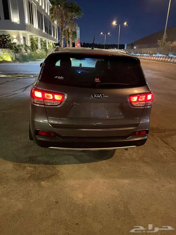 كيا سورينتو 2017 للبيع بنزين محرك 2500 CC نظيفة جدا جدا 0