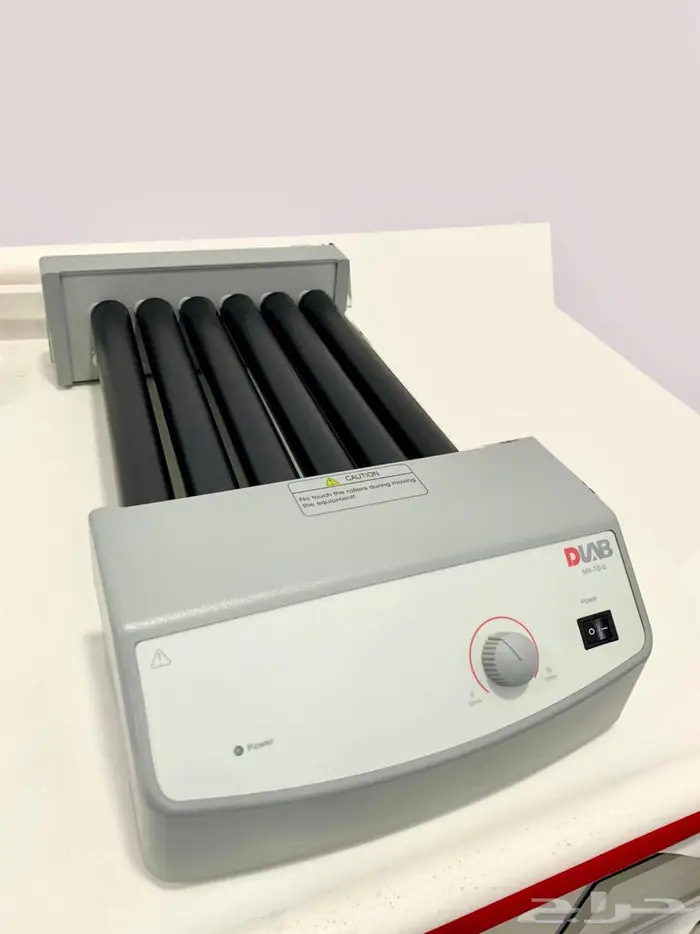 جهاز تحريك عينات الدم والسوائل للمختبر - Tube Roller Mixer 3