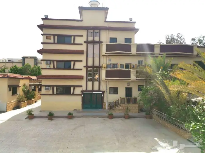 للبيع موقع في حي السداد بالطائف 2