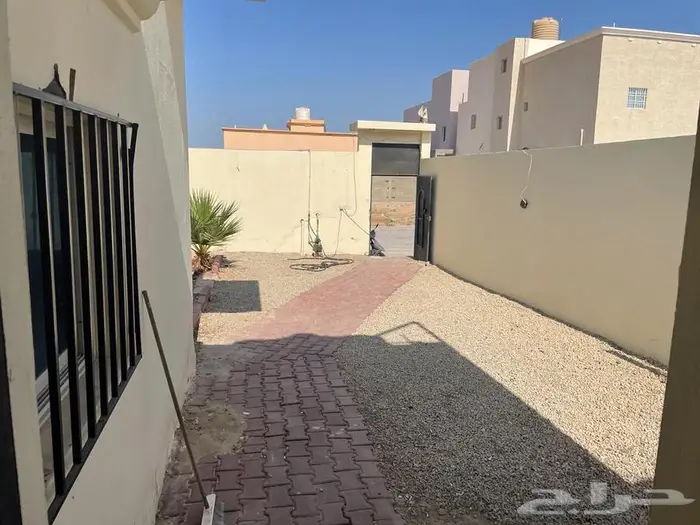 للبيع  . ورزق من يكون نصيبه 6