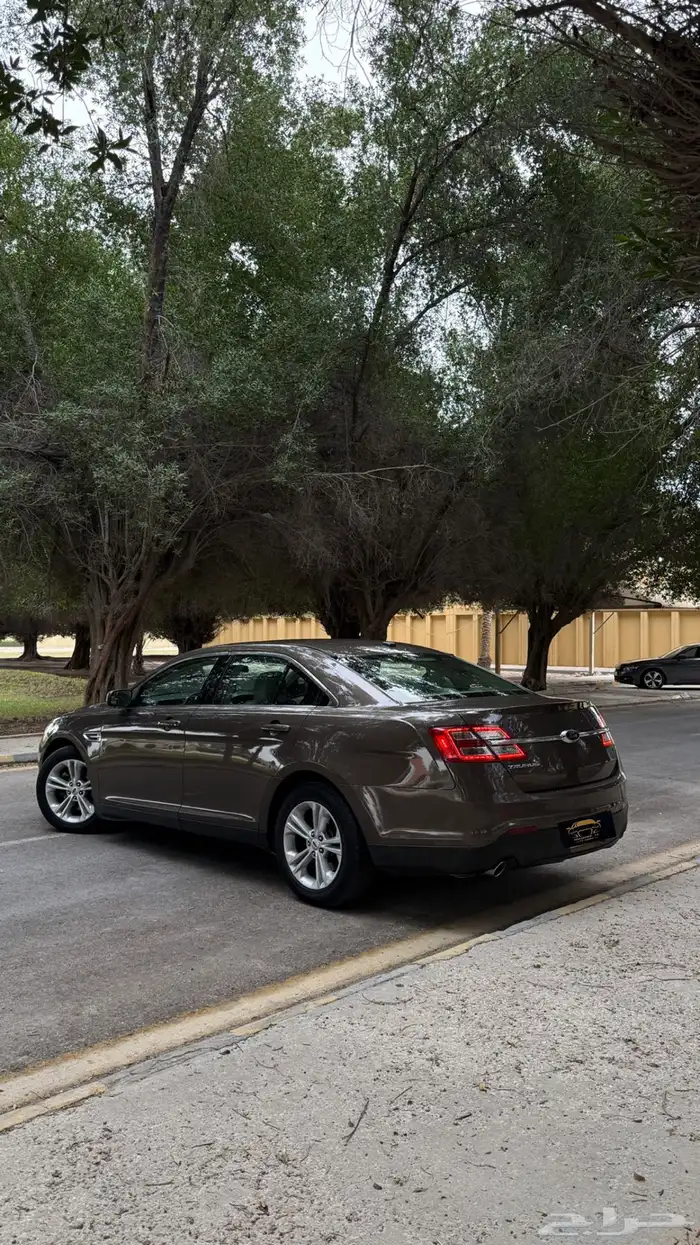 Ford Taurus 2016 (( تم البيع )) 12