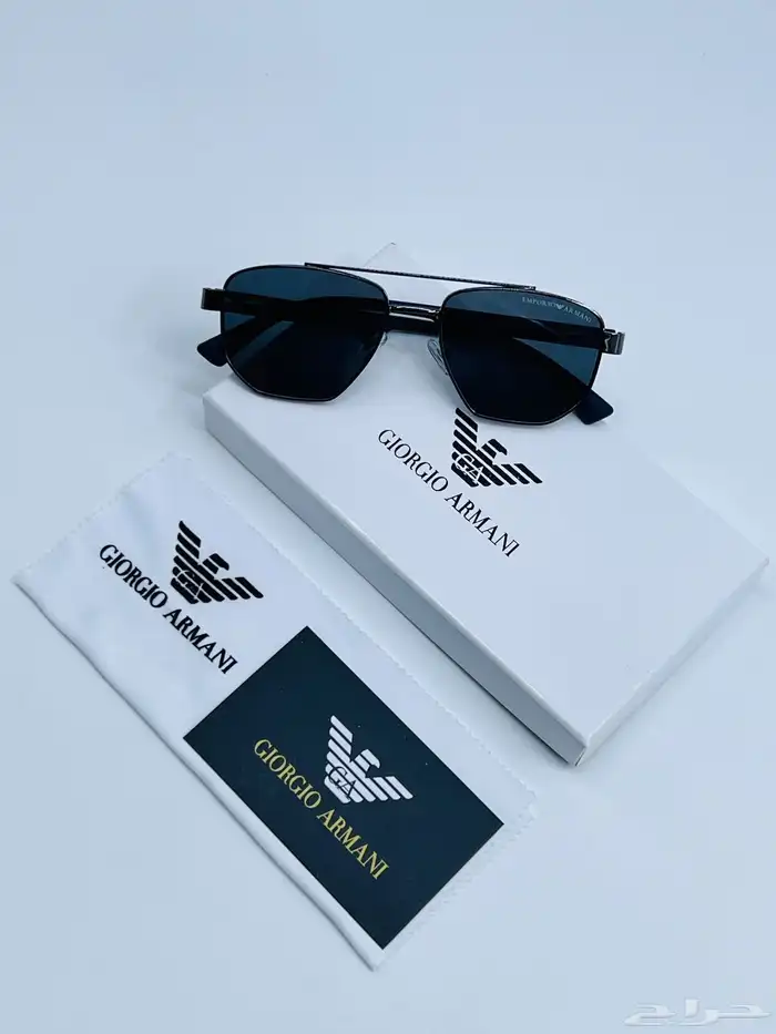 نظارات شمسية من ماركة ارماني مع الملحقات 1