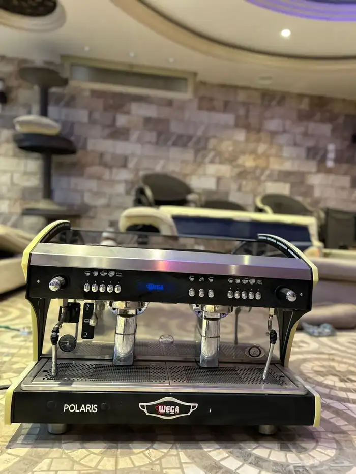 للبيع ماكينة قهوة بولاريس 2 جروب إيطالي 2