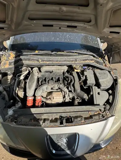 تشليح قطع غيار ماكينه كامله بيجو Rcz 2011 2012 0