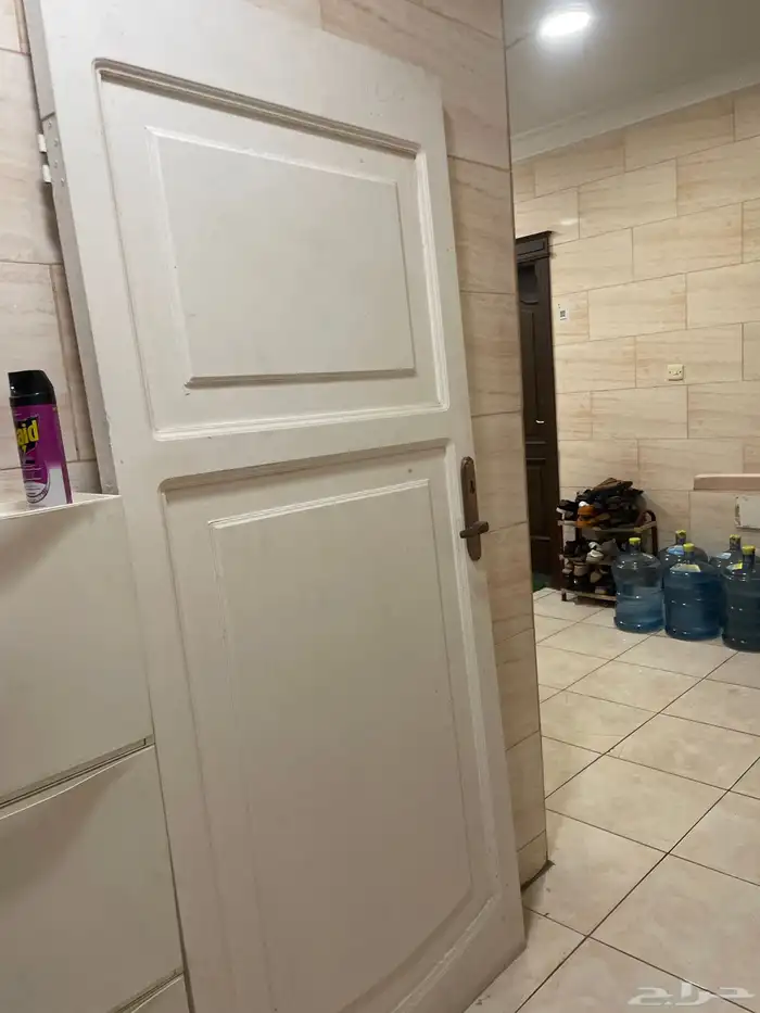 باب خشب للبيع 0