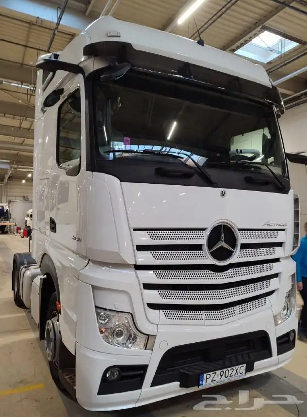 رأس شاحنة مرسيدس اكتروس ام بي 5 موديل 2021 3
