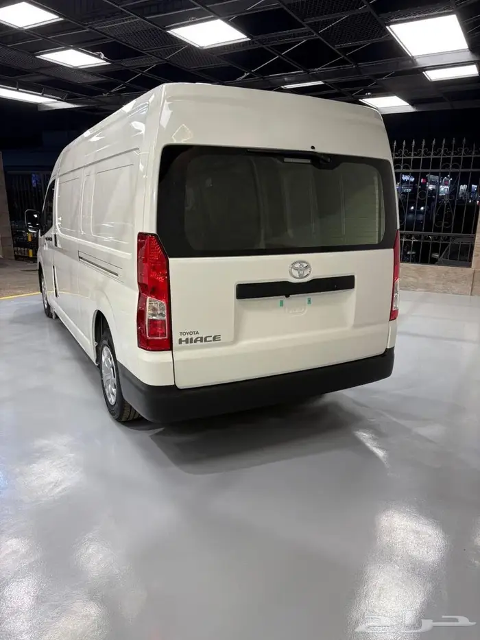 تويوتا باص هاي اس فان بضاعة جير اوتوماتيك ديزل موديل 2025 9