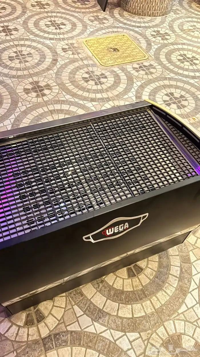 للبيع ماكينة قهوة بولاريس 2 جروب إيطالي 1