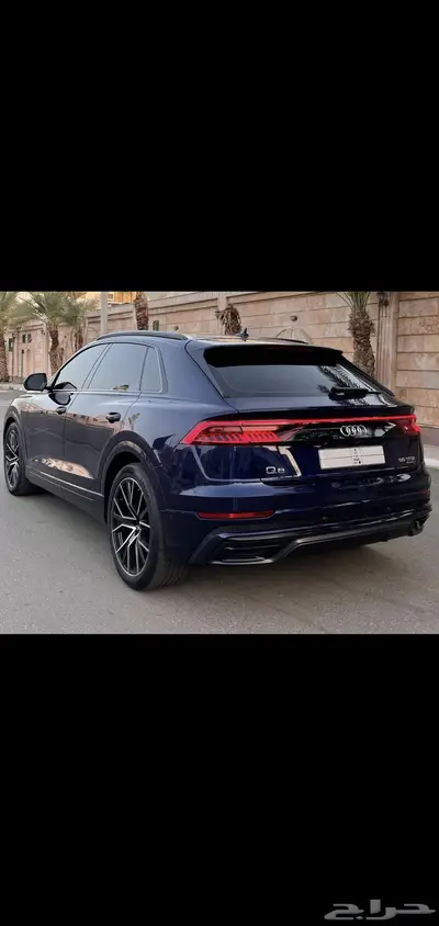 أودي Q8 2021 بلاك ادشن بحالة الوكالة. 3