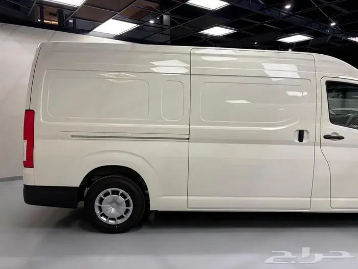 تويوتا باص هاي اس فان بضاعة جير اوتوماتيك ديزل موديل 2025 12