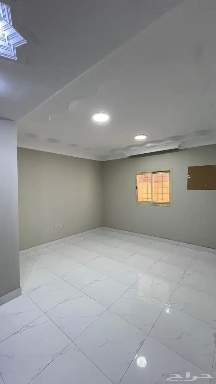 شقة للبيع بحي الحمراء بالجبيل ارضيه 530 الف فقط 2