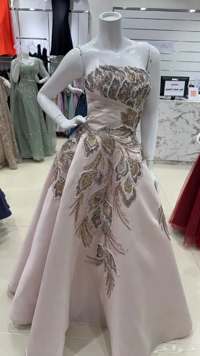 فستان راقي والبيع سمح وقابل للتفاوض 4