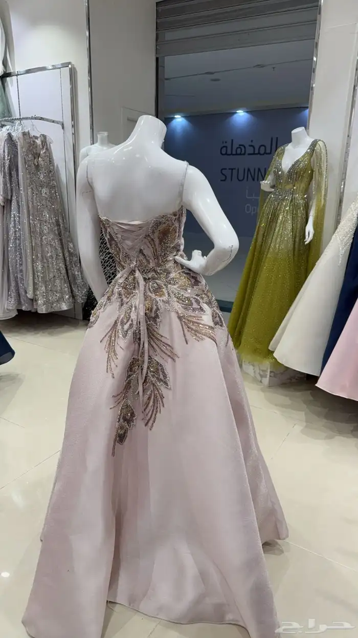 فستان راقي والبيع سمح وقابل للتفاوض 2