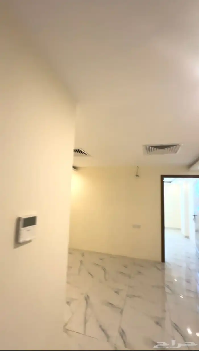 شقق جديده بالقرب من ميناء جازان منظر البحر من نوافذ الشقق 5