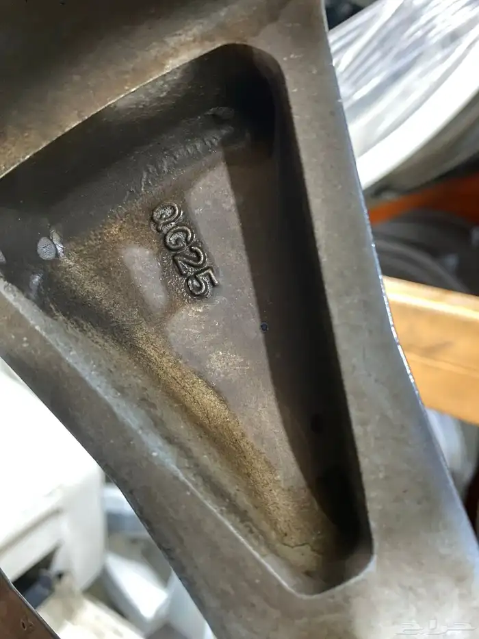 جنوط  نيسان بلاتينيوم موديل 2015 مقاس 20 اصلي وكاله 5