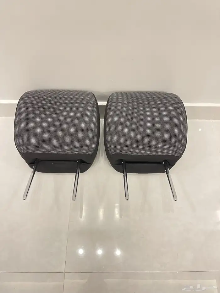 قطع غيار للفورد البوليسي مسكات ابواب ومسطرة لون رصاصي ومسجل 5