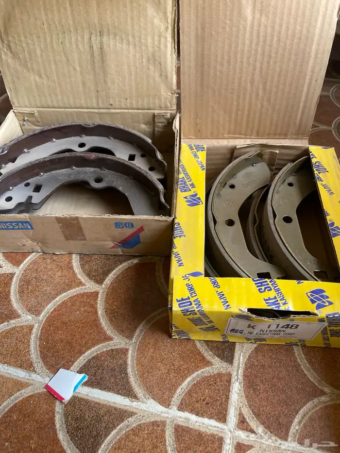 قطع سيارات قديمه   نيسان200L وكرسيدا 80والتيما 30