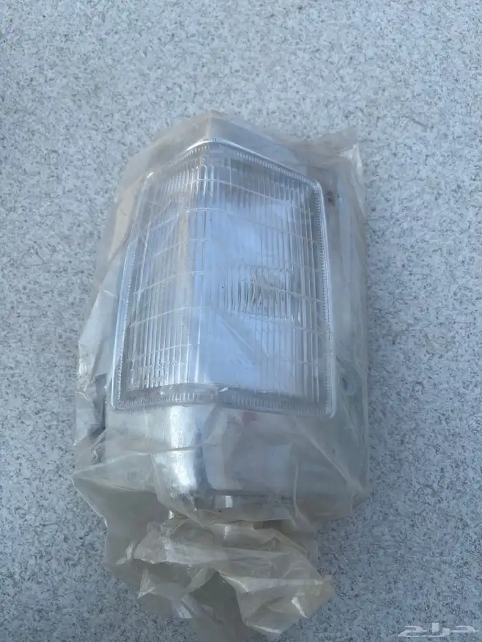 قطع سيارات قديمه   نيسان200L وكرسيدا 80والتيما 6