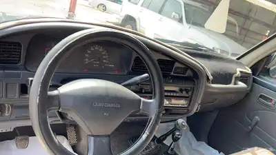 لاندكروزر 91 نضيف مخزن 1