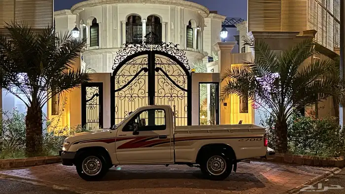 هايلوكس 2000 قمة النظافة 4