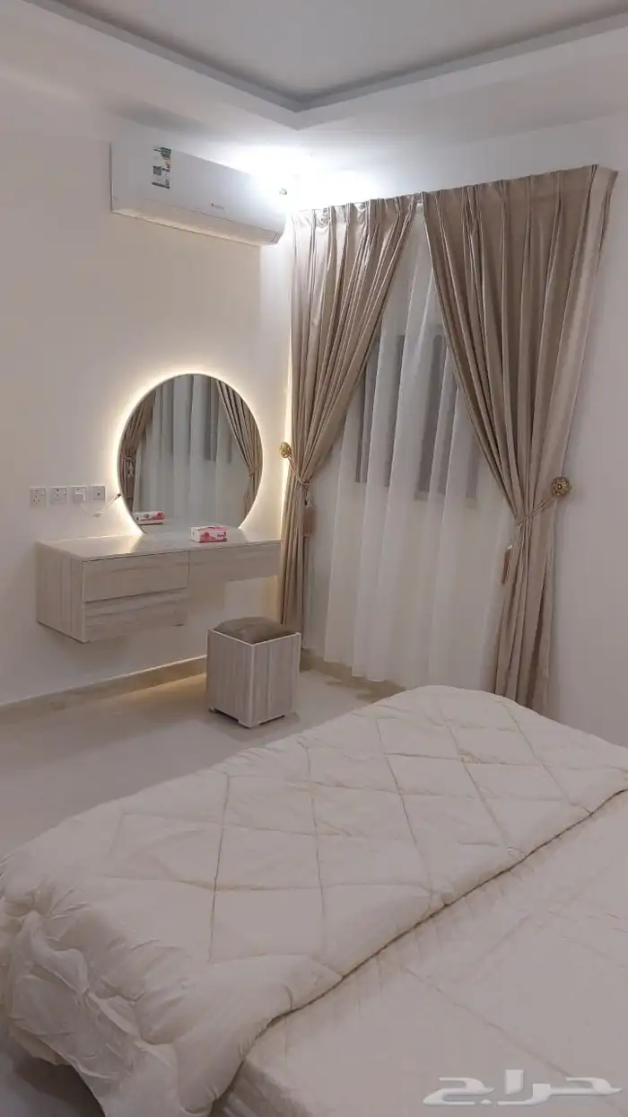 شقق عوائل مفروشه فاخره 0