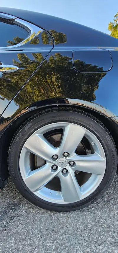 للبيع لكزس LS460L عبد اللطيف جميل 10