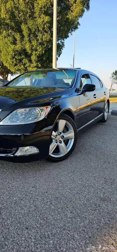 للبيع لكزس LS460L عبد اللطيف جميل 0