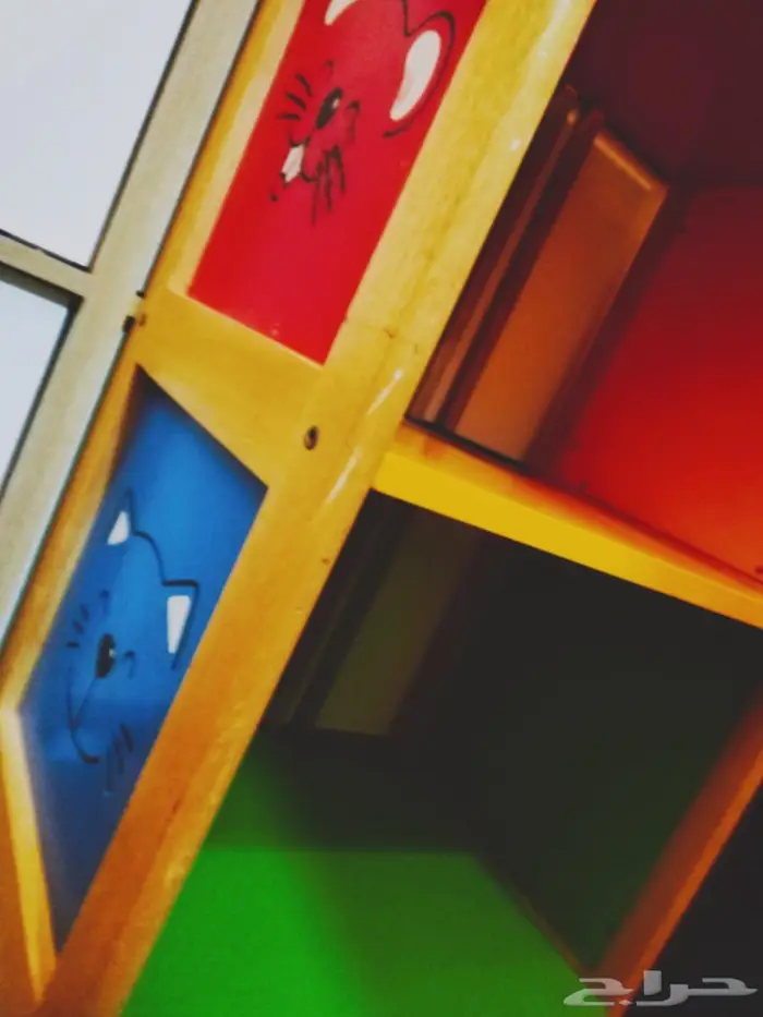 طاولة برفين من فناتير مستخدمة 4