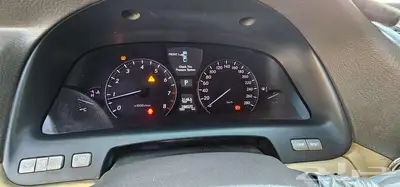 للبيع لكزس LS460L عبد اللطيف جميل 12