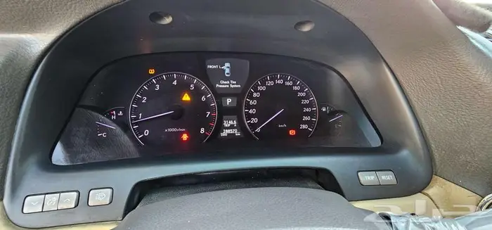 للبيع لكزس LS460L عبد اللطيف جميل 12