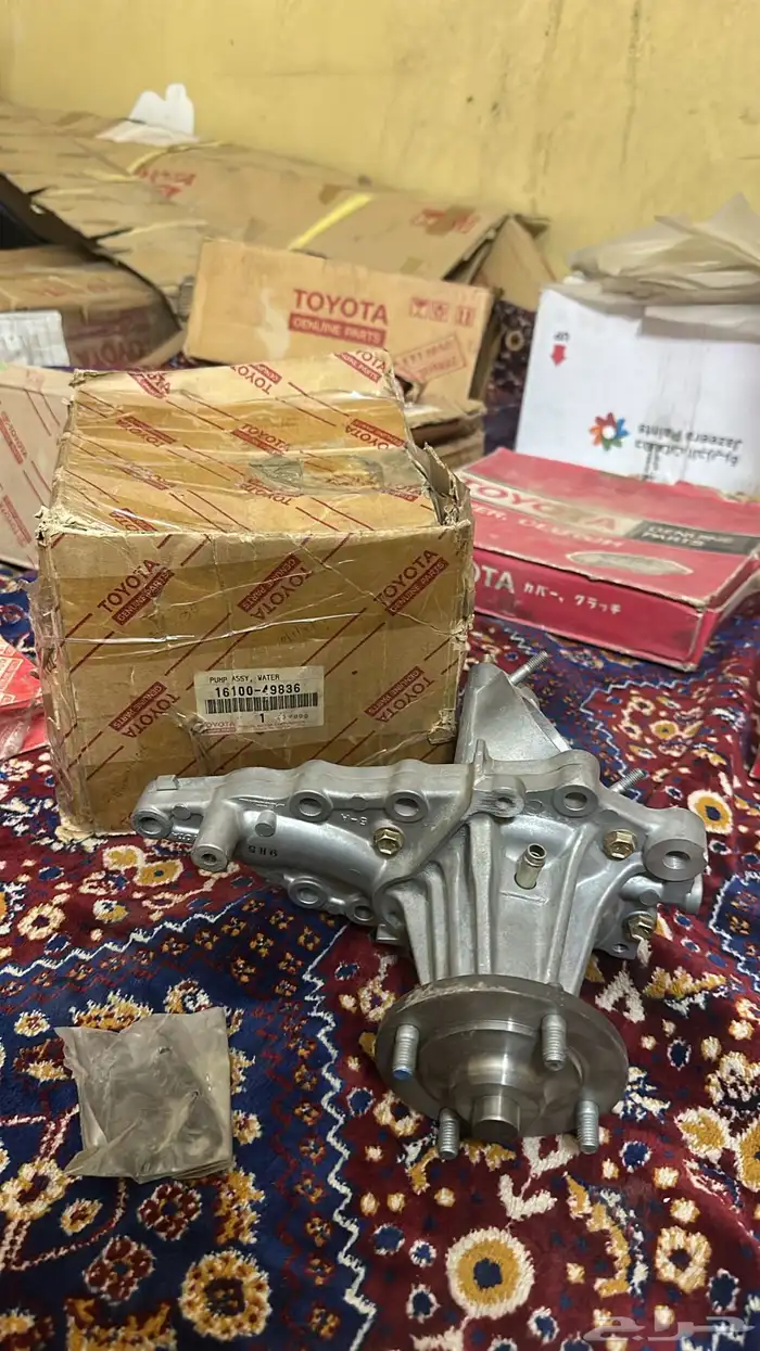 للبيع قطع تايوتا كراون 1998 قطع مكينه توجي 2iz 16