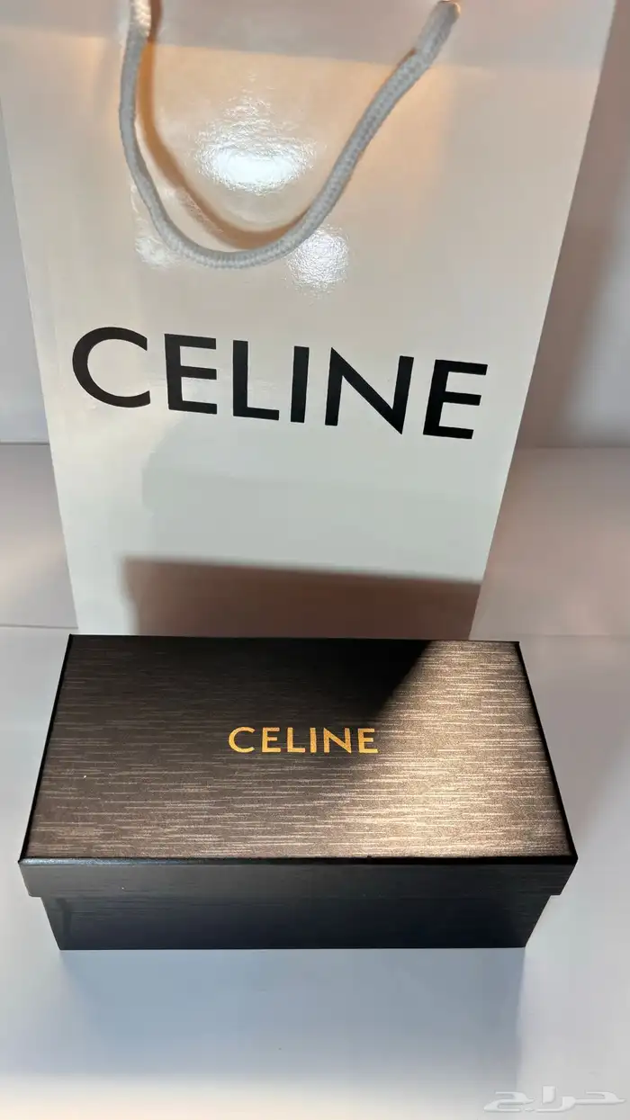 نظارة سيلين تصميم عصري ب 80 ريال بس 19