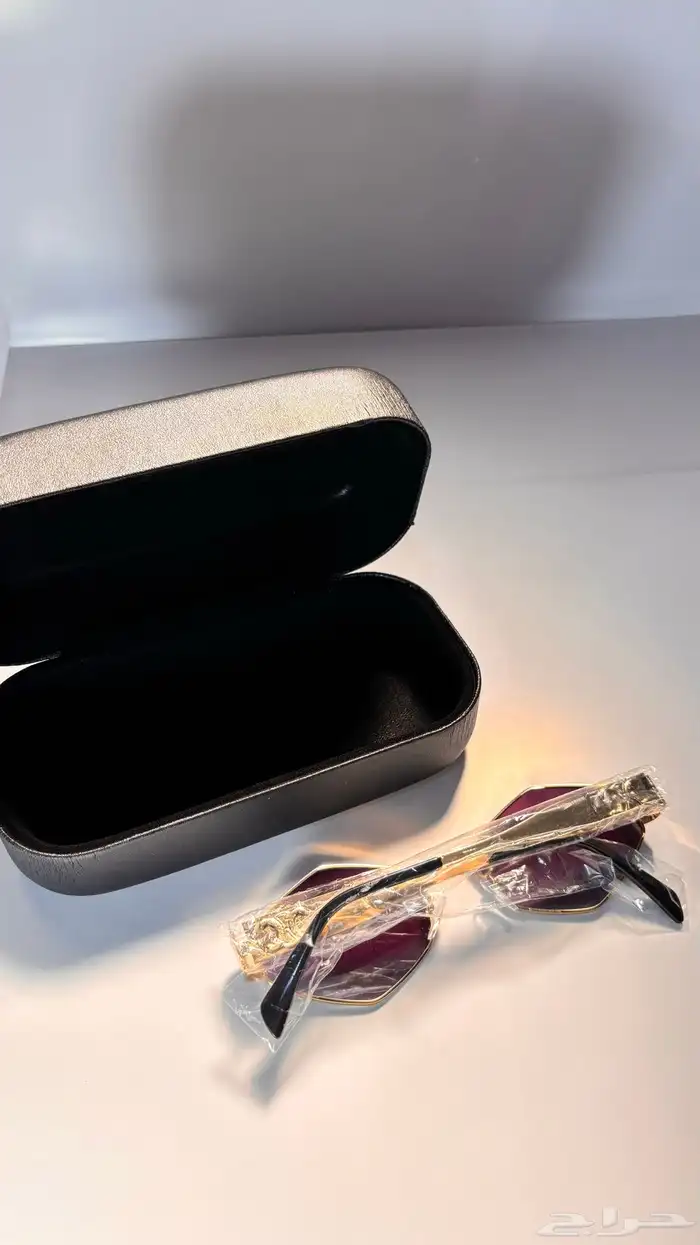 نظارة سيلين تصميم عصري ب 80 ريال بس 6