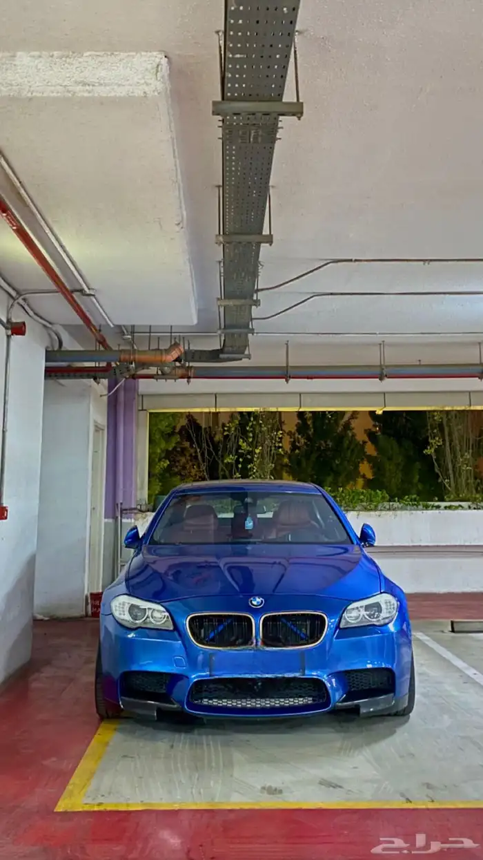 بي ام دبيلو M5 2013 ازرق 2
