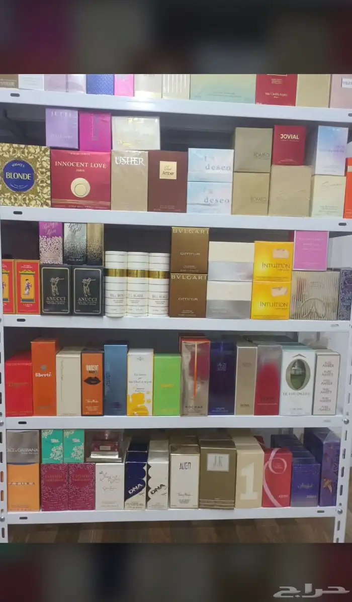 عطور نوفر جميع انواع العطور باشكالها وانواعها وبسعر الجملة 42