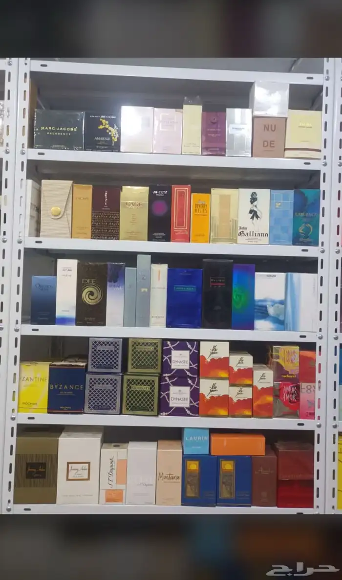 عطور نوفر جميع انواع العطور باشكالها وانواعها وبسعر الجملة 49